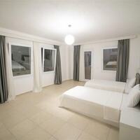 Villa Abis — 65