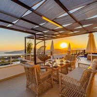 Villa Nuri — 5