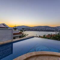 Villa Everes — 71