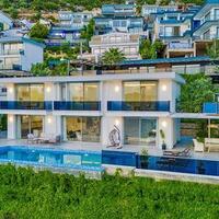 Villa July — 3