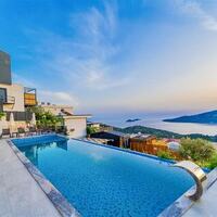 Villa July — 12