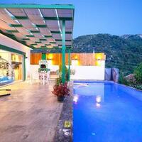 Villa Petra — 29