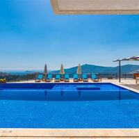 Villa Kral — 153