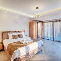 Villa Esma Sultan — 32