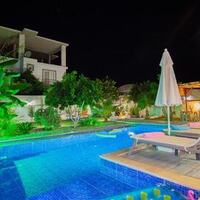 Villa Capital — 34