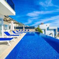 Villa Platos — 2