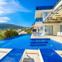 Villa Platos — 4