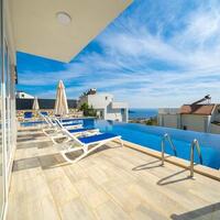 Villa Platos — 11
