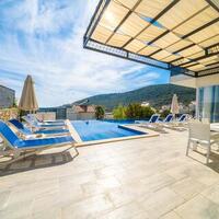 Villa Platos — 18