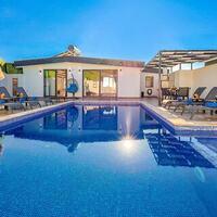 Villa Sidelya — 4