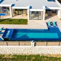 Villa Vip — 57