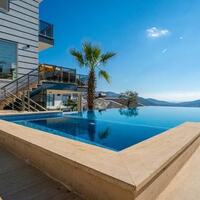 Villa İn The Sky — 81