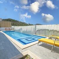 Villa Pandora — 4