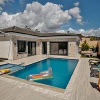 Villa Twin 1 — 3