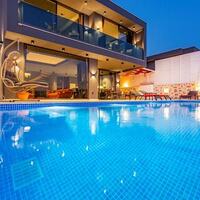 Villa Likya Black — 2