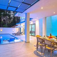 Villa Bozo 2 — 2