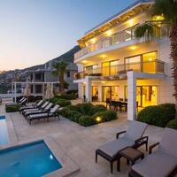 Villa Falcon Lodge — 1