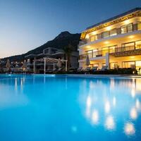 Villa Falcon Lodge — 6