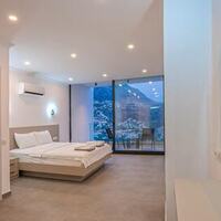 Villa Lion — 67