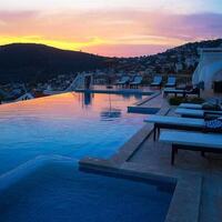 Villa Falcon Lodge — 10