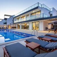 Villa Tigra — 1