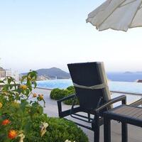 Villa Falcon Lodge — 14