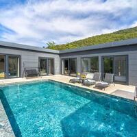 Villa Loçka — 5