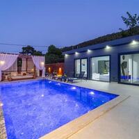 Villa Zemra — 51