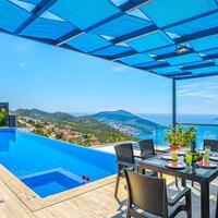 Villa Royal — 10