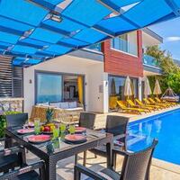 Villa Royal — 14