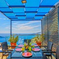 Villa Royal — 17