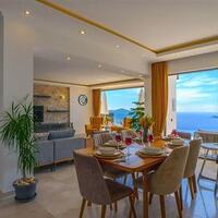 Villa Royal — 37