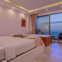 Villa Royal — 46
