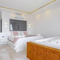 Villa Royal — 53