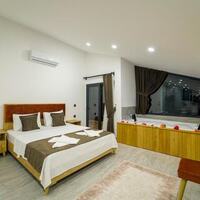 Villa Legendary 2 — 80