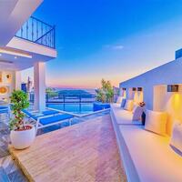 Villa Charm — 7