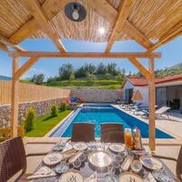 Villa Dessa — 13
