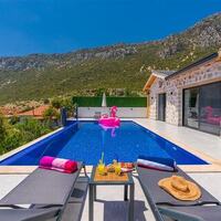 Villa Estrella — 4