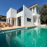 Villa Vector House — 1