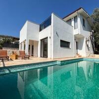 Villa Vector House — 2