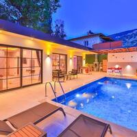 Villa İconus — 1