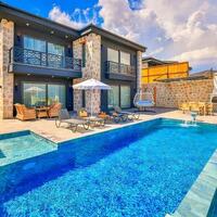 Villa Sandak 4 — 1