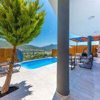 Villa Tuana — 16