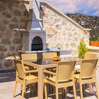 Villa Sandak 4 — 11