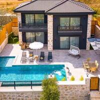 Villa Sandak 4 — 54