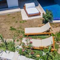 Villa Roze — 11