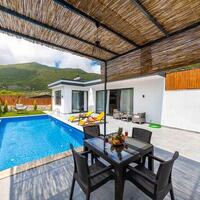 Villa Cika 5 — 11