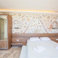 Villa Roze — 32