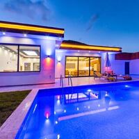 Villa Cika 5 — 24