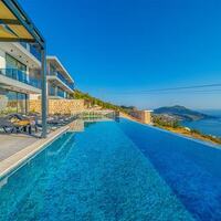 Villa Grey Falcon — 11